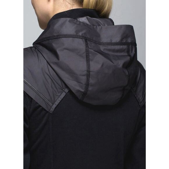 Lululemon Snug Sprinter Jacket Womens Size 4 Black Hooded Polartec Fleece Lined - Picture 4 of 8